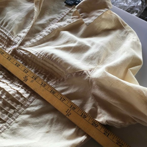 Tracy M. Light Yellow Blouse - 100% Linen - Picture 9 of 10